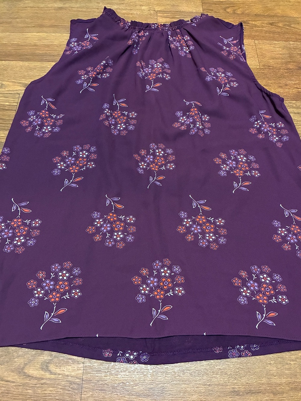 Women’s Loft Floral Sleeveless Blouse Size Medium